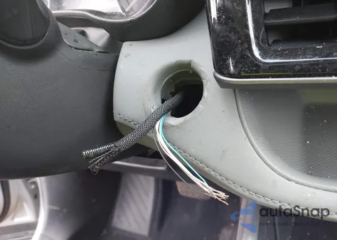 2023 Toyota Highlander L z USA, uszkodzony, nr VIN 5TDKDRAH4PS521753